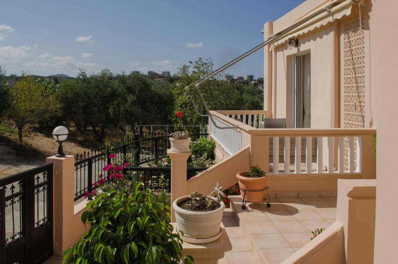 Villa Aretaki คาลามากี ภายนอก รูปภาพ